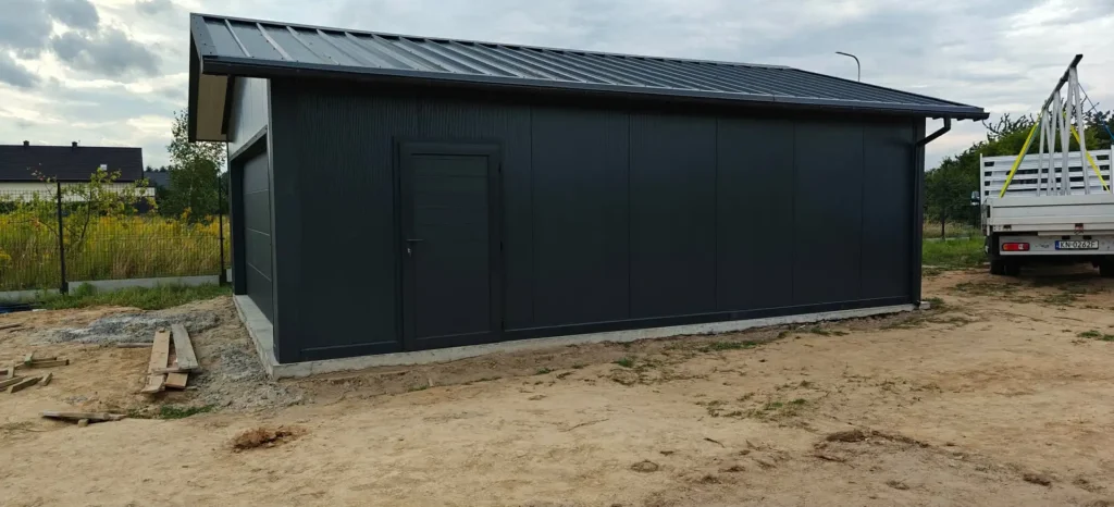 Garaż PIR 6 × 8 m grafit